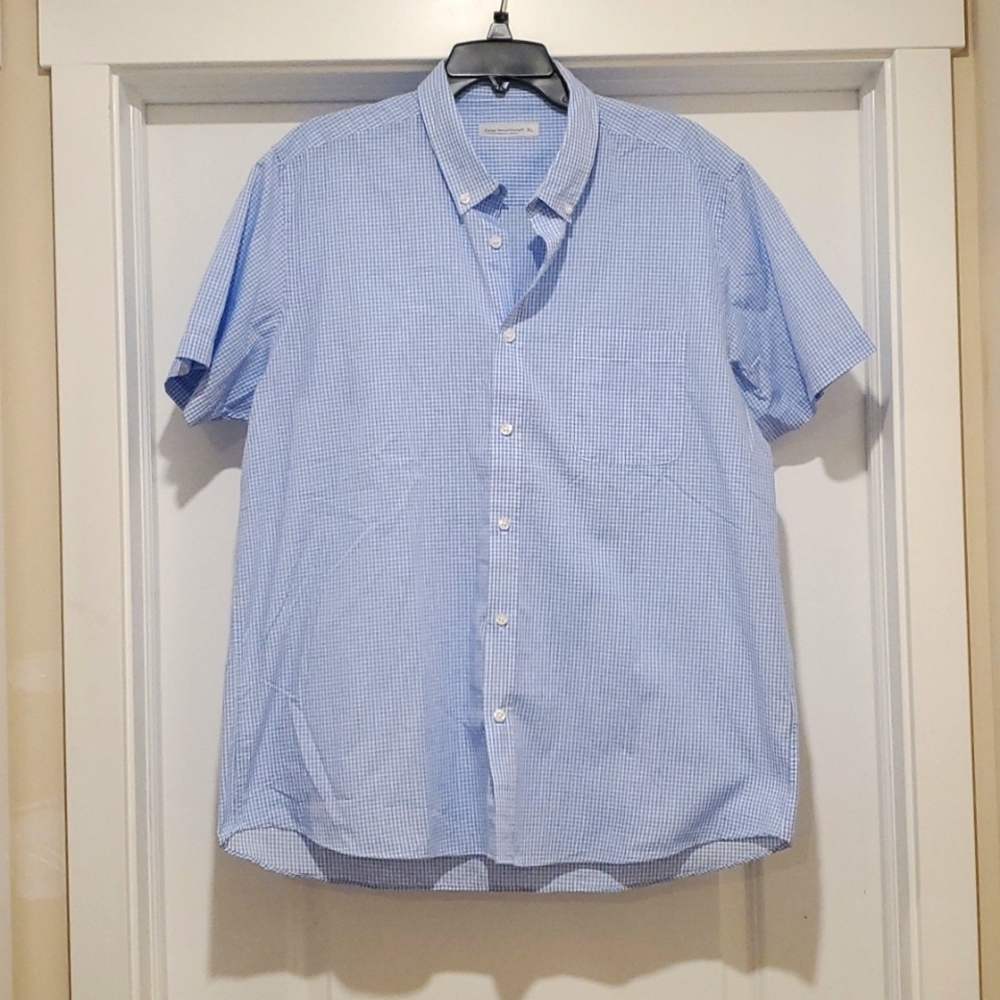 Mens Short Sleeved button down shirt Cedar Wood State EUC XL